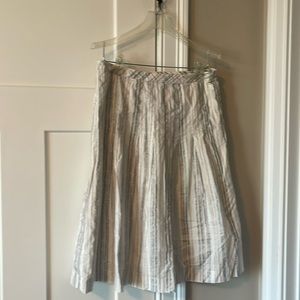 Loft skirt